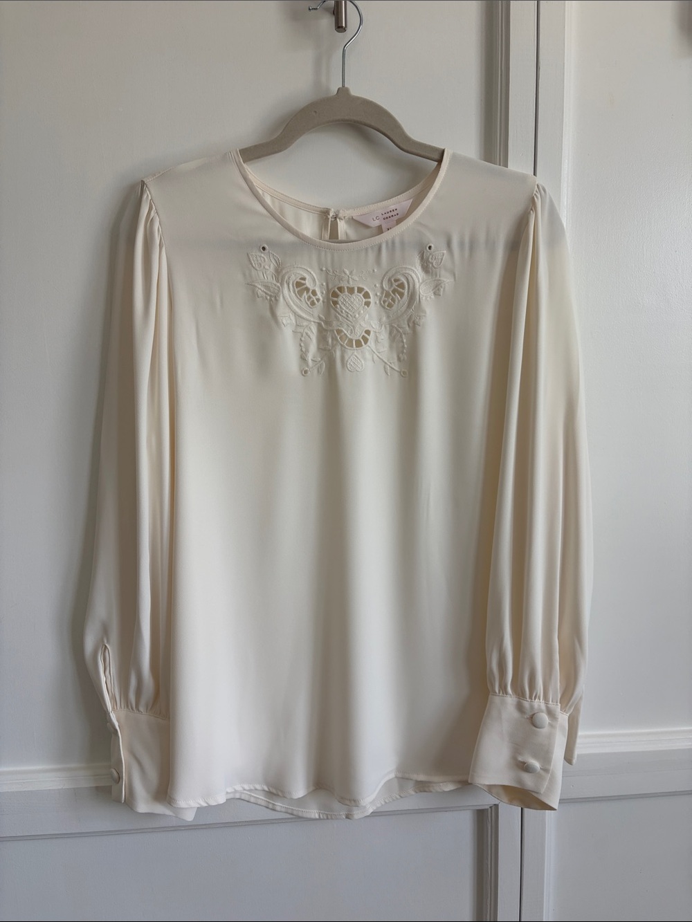 LC Lauren Conrad Cream Embroidered Long-Sleeve Top XL